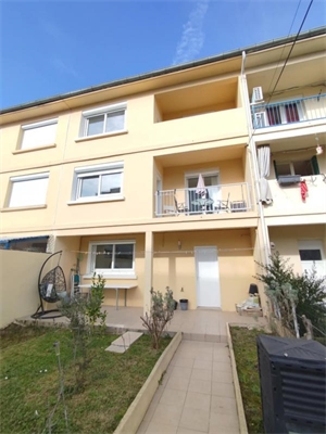 propriete à la vente -   82000  MONTAUBAN, surface 92 m2 vente propriete - UBI460363670